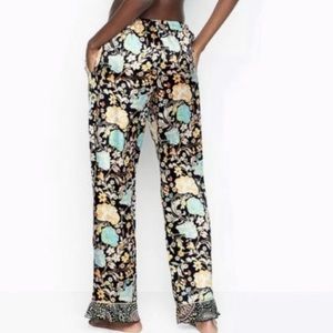 NWT Victoria’s Secret Satin Black Floral Pattern Flounce Pajama Pants Size M